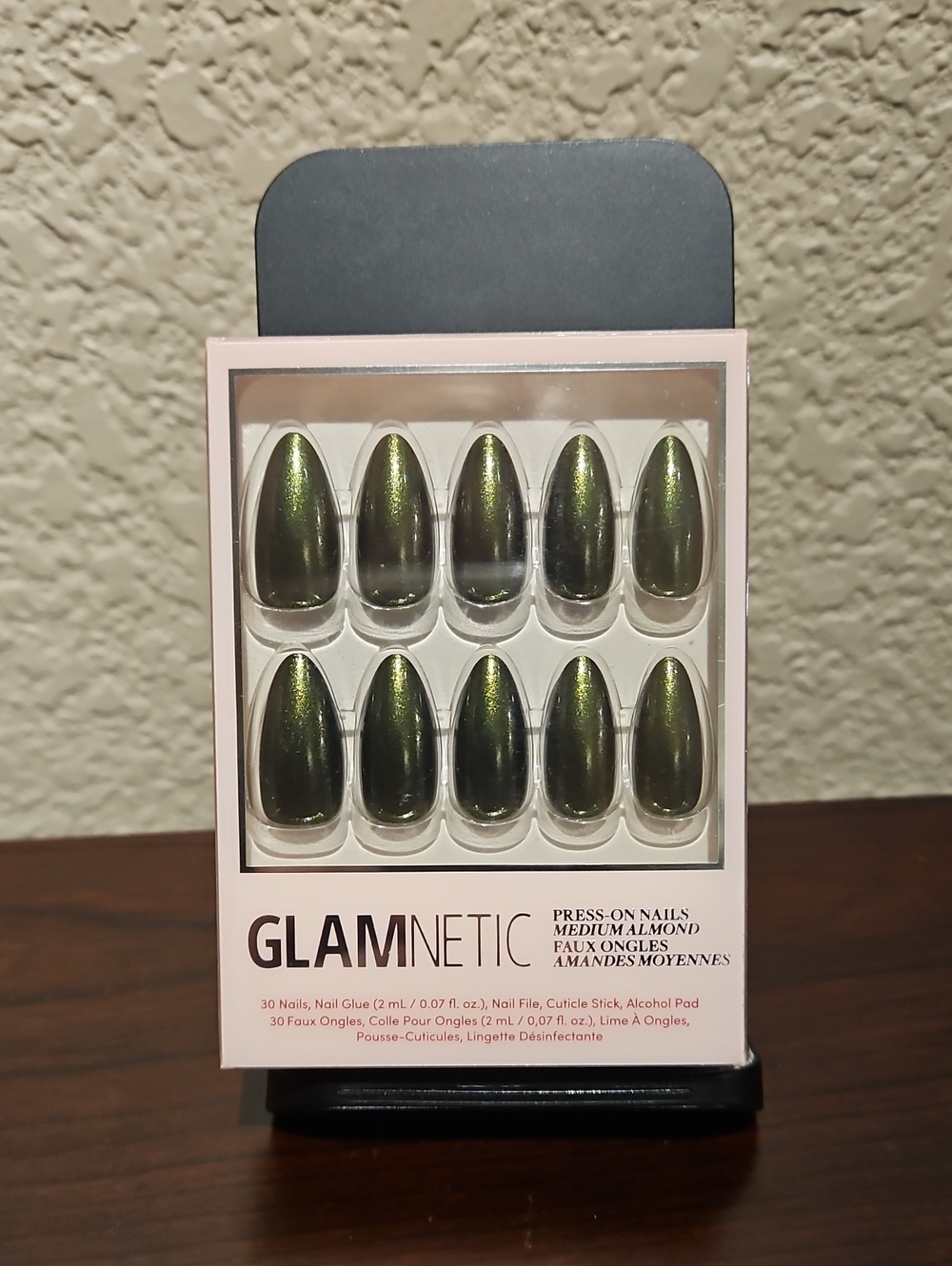 Glamnetic Press-On Nails - Cute Pine Medium Almond